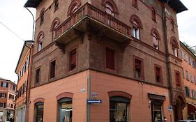 45 - Tourist House Bologna Oberdan - Self Check-In